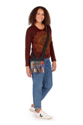 Small over the shoulder hippie bag